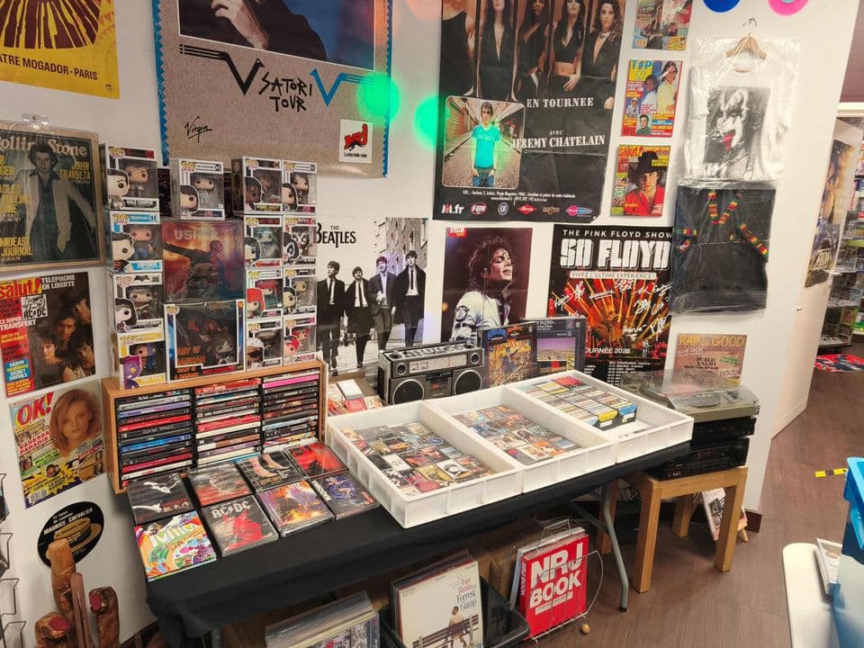 Rayon vinyles d'occasion de la boutique Game & Disc — Beatles, Pink Floyd, Michael Jackson
